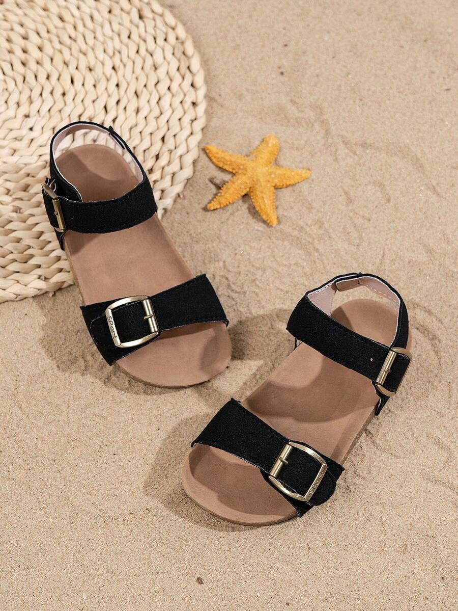 Ein Paar zweifarbige Schnallen-Boken-Sandalen für Kinder, bequem, lässig und langanhaltend, eine ausgezeichnete Wahl für den täglichen Gebrauch, das Schulleben, Strandausflüge und Geburtstagsfeiern. Sie lassen sich leicht zu allen Arten von Outfits kombinieren.