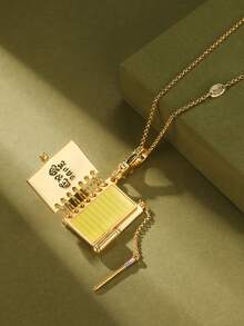 1Pc Fashion Creative Letter Printed Three-Dimensional Openable Loose Leaf Notebook Pendant Necklace For Women Sweet Cool Party Jewelry, High-End Accessories, Bag, Keychain Pendant, Girlfriend Gift - 筆記本吊墜項鍊 - 查看 3