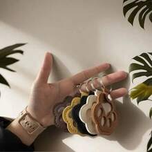 4pcs Pet Hair Collector Keychains, Cat Paw Shaped PU Leather Pendants, For Collecting Dog And Cat Hair, Memorial Gifts, Suitable As Bag Or Wallet Accessories, Keychain Collection, Pet Memorabilia, Fashion Accessories, Cute Pet Charm, High-Quality Leather, Fur Collection, Dog Hair Keychain, Animal Lover Gifts, Accessory Collector