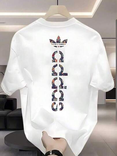 Camiseta de hombre Camiseta de algodón con estampado de eslogan con el logotipo deportivo de anime Tejido cómodo y ligeramente elástico Camisa casual de manga corta Cuello redondo blanco Cuello redondo negro