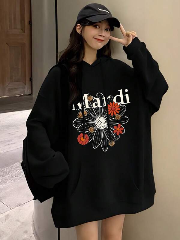 Made In Japan, This 320g Retro Street Style Women's Autumn And Winter Matching Hoodie And Long-Sleeved Sweatshirt Features A Patterned Print And Soft Fabric. This Unisex One-Piece Set Is A Fun Top To Wear Inside Or Outside.