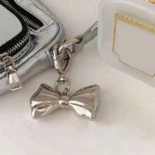 1 Pc Cute Punk Big Bowknot Keychain For Women Girls Smooth Metal Heart Love Buckle Bow Pendant Bag Decoration Accessories - 金色 - 查看 7