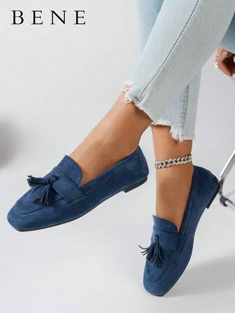 Ladies' Elegant Square Flat-Toed Green Suede Tassels And Floral Pendant Loafers Are Suitable For Spring, Summer, Autumn And Winter