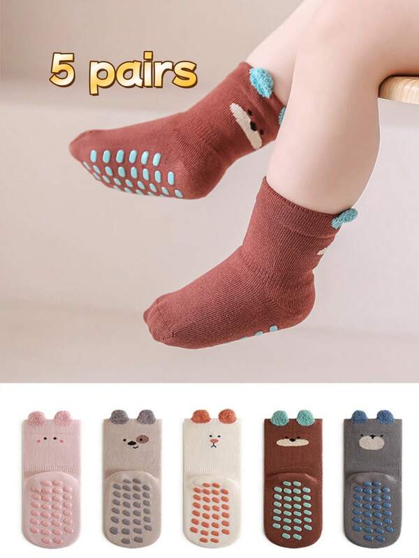 5 paires de chaussettes de sol pour bébé en automne et en hiver, nouvelles chaussettes antidérapantes pour tout le pied, mignons motifs de dessins animés pour la petite enfance, disponibles en 5 couleurs (rose/blanc/gris/rouge-brun/kaki), très adaptées pour les garçons et les filles de 0 à 3 ans.