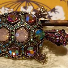 1 Piece OESDPHS Baroque Luxury Turtle-Shaped Brooch - Elegant Multicolor (Red, Green, Blue, Gold, Brown, Black, White, Transparent) Shiny Shell With Black Center, Irregular Shape, Suitable For Weddings, Parties, Casual Outfits - Unisex Accessories, Unique Gift Idea, Vintage Style Design, Paired With Bright Colorful Gemstones And Gold Embellishments - Brooch - Kiểu 1 - Xem 7
