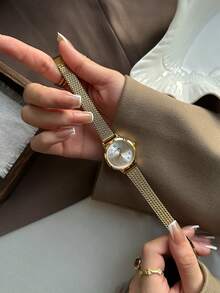 1pc Gold Round Wheat Ear Quartz Women's Watch With Arabic Numeral Scale Suitable For Daily Wear As A Birthday/New Year/Christmas Gift - Gold - View 6