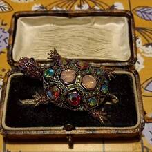 1 Piece OESDPHS Baroque Luxury Turtle-Shaped Brooch - Elegant Multicolor (Red, Green, Blue, Gold, Brown, Black, White, Transparent) Shiny Shell With Black Center, Irregular Shape, Suitable For Weddings, Parties, Casual Outfits - Unisex Accessories, Unique Gift Idea, Vintage Style Design, Paired With Bright Colorful Gemstones And Gold Embellishments - Brooch - Kiểu 1 - Xem 1