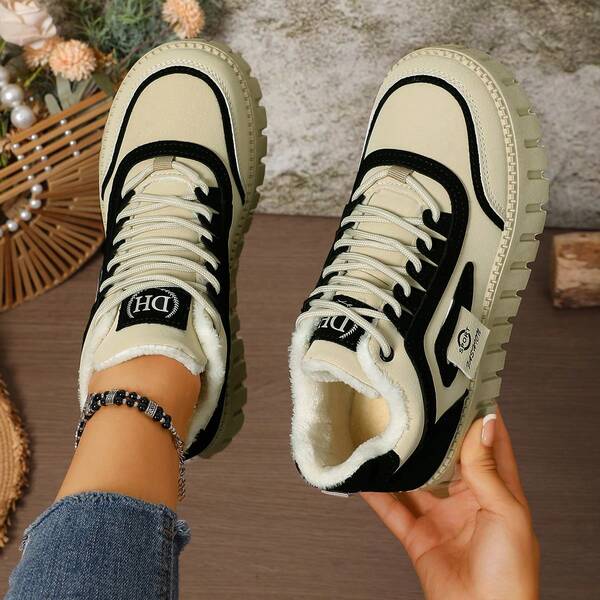 1 Pair Women's Casual Skateboard Shoes, Lace-Up Design, Thick Sole Platform Sneakers, High-Top Warm Sports Shoes, Outdoor Flat Skate Shoes, Autumn/Winter Casual Shoes, Modern Design Women Chunky Chunky Sneakers, Classic Style With Retro Details, Comfortable And Stylish. Patchwork Fabric Design Suitable For Students. (Run Small Size) Christmas, Thanksgiving, Grab, Women's Shoes > Riyadh, Women Who Wear Shoes, Women's Winter Shoes, Scare Women, Elegant Women's Shoes