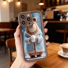 Fundas para telefono de silicona negra con estampado de oso polar en abrigo azul sosteniendo bola de nieve ideal para uso diario en cafes y espacios interiores Aplicable a los teléfonos de la serie Apple y Galaxy - Negro - Ver 4