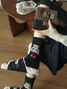 2 Pairs/5 Pairs Vintage Cartoon Polka Dot Cute Bear Mid-Calf Socks, Warm For Autumn/Winter