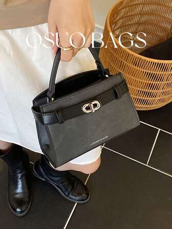 Modern retro handväska i PU-läder med lapptäcke, justerbar axelrem, dekorativa detaljer, magnetisk stängning, multifunktionell pendlarväska för kvinnor