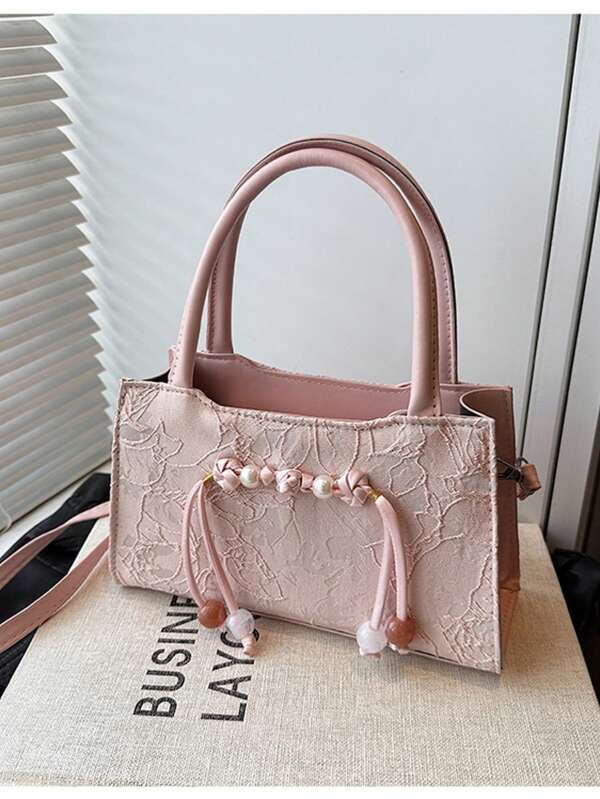 حقيبة كروس بودي مربعة مطرزة بطراز صيني جديد، عصرية وأنيقة