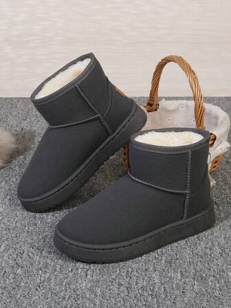 Vinternya tjocka plyschsnökängor, tjocka sular för mångsidiga damstövlar, halkfri sula, lätt vattentäta korta rörstövlar, studentstövlar