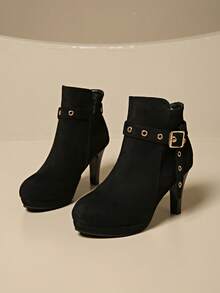 欧美新款秋冬细跟踝靴，侧拉链高跟短靴，时尚靴子，Womndy短靴，欧美细跟高跟鞋，流行冬季新款性感圆头靴，极简高跟女靴