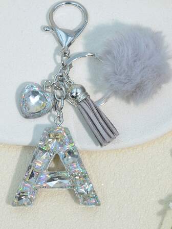 1个字母水钻钥匙扣，时尚简约心形吊坠，秋冬毛绒球钥匙链 A-Z