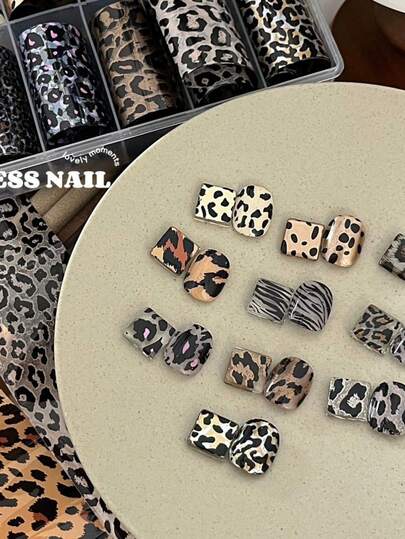 10张/盒 豹纹猎豹纹美甲贴纸 美甲箔片 粘贴式美甲贴花 激光星空纸质美甲配件 女士圣诞美甲装饰