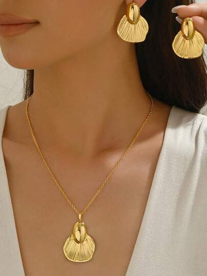 طقم قلادة وأقراط ذهبية رقيقة للنساء، طقم مجوهرات قلادة أنيقة ذات سطح ناعم، مجوهرات يومية بسيطة هدية