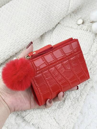 SOUTHLAND&KANGAROO Rot mit Bommel-Charm, Buchstaben-Detail Überschlag Kleine Geldbörse Kleine Geldbörse Schmal Damen Geldbörse Leicht Tragbar Kreditkarten Schlüssel Etui Kurze Geldbörse Süß Modern Mode als Geburtstagsgeschenk Weihnachten Jahrestag Frauen Mädchen Dame, Geschäft, für Jahrestag, für Weihnachten, am Valentinstag, als Geburtstagsgeschenk, als Geschenk, für Liebhaber für Frauen, für Mädchen, für Damen, für Frauen, Schulsachen für Schule Wohnheim & Rückkehr zur Schule