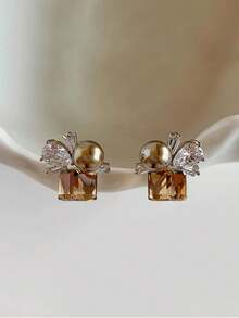 1 Pair Elegant French Style High-End Sophisticated Pearl & Crystal Stud Earrings, Suitable For Women's Daily, Commute, Date, Party, Holiday Wear