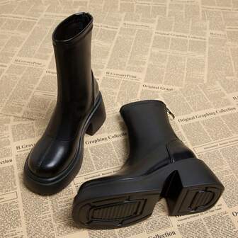 French Short Platform Thick Heel Boots, Round Toe Waterproof Increase Height Splicing Fashion Boots, Autumn/Winter 2025