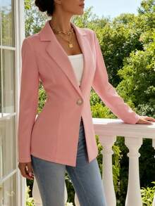 This Is A Women's Blazer. It Features A Notched Lapel, A Single Decorative Button At The Front, And Long Sleeves. It Has A Tailored Fit That Accentuates The Waist. It Can Be Paired With A White Top And Jeans, And Accessorized With Layered Gold Necklaces For A Stylish Look. - 粉色 - 查看 1
