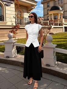 FOR BEAUTY Spring And Summer New White Round Neck Button Folding Placket Short Sleeved Knitted Cardigan Women's Slim Fit Daily Casual Commuting Thin Sweater White Tops