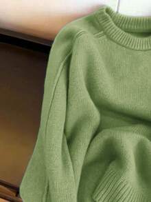 男士宽松圆领插肩袖针织毛衣，休闲秋冬