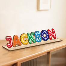 个性化姓名拼图，宝宝姓名拼图，男宝宝或女宝宝早教玩具，3D字母拼图玩具，木质字母拼图，宝宝一周岁生日礼物，木质拼图，个性化礼物，生日礼物，定制木质拼图玩具，周年纪念礼物，积木礼盒