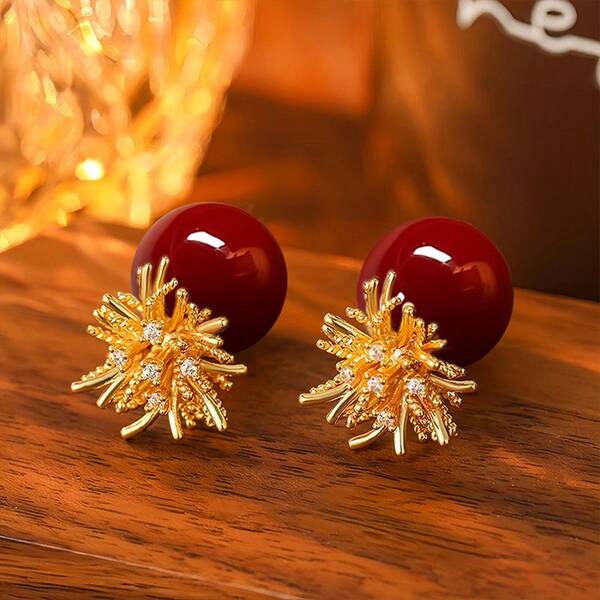 زوج من أقراط الأذن المطلية بالذهب عيار 18 قيراط مرصعة بالزركونيا المكعبة والراتنج بتصميم هندسي على شكل ألعاب نارية