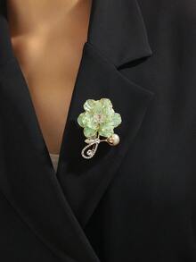 Grüne Blattblumenbrosche