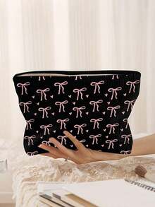 Sac cosmétique thème nœud papillon - Motif imprimé nœud papillon, pochette zippée en polyester durable, organisateur de toilette de voyage, sac zippé léger, idéal pour les amateurs de beauté, cadeau parfait pour les sœurs, les étudiants et les adultes, sac à maquillage à imprimé aléatoire - Multicolore - Voir 11