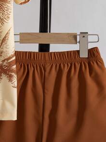 男童休闲时尚植物印花贴布前落肩短袖衬衫上衣和抽绳短裤两件套，夏季 - 棕色 - 查看 8