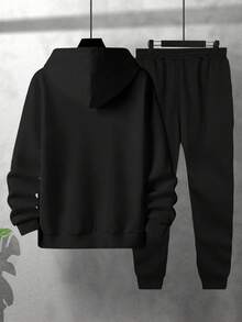 2-Piece Men's Hooded Sweatshirt And Drawstring Trousers Set, Featuring A Casual Ensemble With Distinctive Bird Print Detailing. Crafted In Lightweight Fabric For Spring And Autumn Wear, This Versatile Outfit Suits Outdoor Pursuits, Travel And Leisure Time – An Excellent Gift For Husbands Or Partners