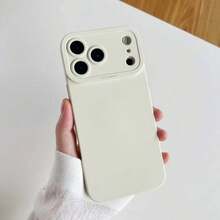 Esta lujosa y minimalista funda mate de color liso es compatible con iPhone 17/16/15/14 Plus/14/13/12/11 Pro Max. Su acabado mate proporciona una superficie resistente a las huellas dactilares y un agarre cómodo. Fabricada con materiales de alta calidad, esta funda sencilla y elegante es la opción perfecta para los amantes del estilo minimalista. - Pequeño azul - Ver 4