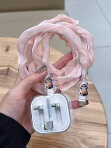 4er Set (1 Stück Ladegerätschutz + 2 Stücke Anti-Quetsch Datenkabel + 1 Stück funkelnder Diamant-Mesh-Kabelschutz), Datenkabel & Ladegerätschutz Set mit bemaltem Katzenmuster beim Milchtee trinken, geeignet für 20W UK Apple Schnellladegerät