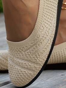 Women's Flat Casual Knit Shoes, Comfortable Breathable Athletic Sneakers, Slip-On Solid Color Loafers, Work Shoes, Suitable For Mothers - Beige - View 6