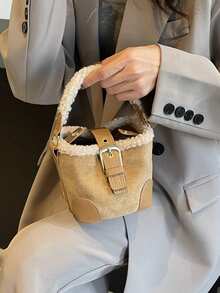 2025秋冬复古风，天鹅绒面料搭配毛边，纽扣开合设计，迷你时尚百搭女士手提包，配有可拆卸肩带，可斜挎或用作迷你钱包/零钱包，适合外出、购物、日常搭配。 - 卡其色 - 查看 4