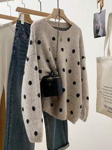 女士休闲波点针织衫，长袖罗纹针织宽松上衣，略带弹性，适合冬季穿着，波点衬衫