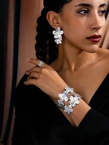 时尚花卉耳环，闪亮金色耳钉，优雅花卉花瓣耳环，适合女士 - 金色1 - 查看 19