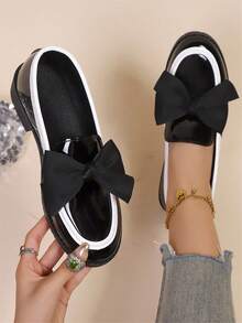 圆头休闲鞋，蝴蝶结装饰，低跟套脚乐福鞋，镜面低鞋面乐福鞋，复古优雅英伦风，新款春夏秋冬黑色漆皮舒适中跟女式牛津鞋 - 黑色 - 查看 14