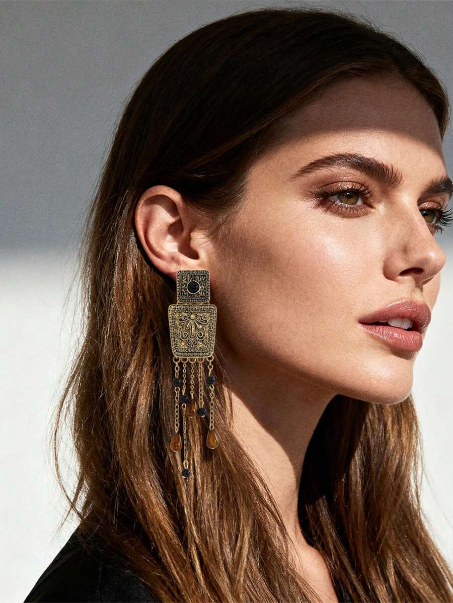 1 par de pendientes cuadrados vintage con borlas talladas, pendientes de aro de metal geométrico con piedras de colores, pendientes largos