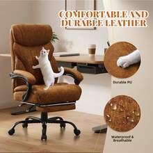 Silla de oficina grande y alta de 226 kg con reposapiés, silla ergonómica para juegos de cuero, con altura ajustable y reposabrazos abatibles, silla de escritorio reclinable para oficina en casa o juegos, color marrón - Marrón - Ver 5