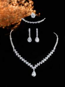 5pcs Luxury Zirconia Leaf Shaped Necklace, Earrings, Bracelet, Ring Jewelry Set, Elegant And Fashionable For Wedding, Party, Daily Commute