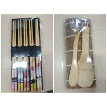 寿司制作套件 - 9 件入门套装：寿司卷垫、竹垫、踏垫、训练筷子、饭勺、米饭摊。 - 彩色 - 查看 8