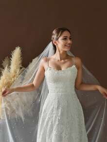 1件仿珍珠水钻新娘头纱，适用于婚礼、婚纱摄影配饰、派对、求婚等场合，可作发梳使用。 - M - 查看 3