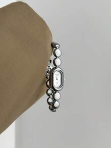 1 件椭圆形竹节表带女士手表，可调节金色表带，优雅百搭的石英腕表，适合日常佩戴，是理想的日常搭配礼物。 - 銀色 - 查看 4