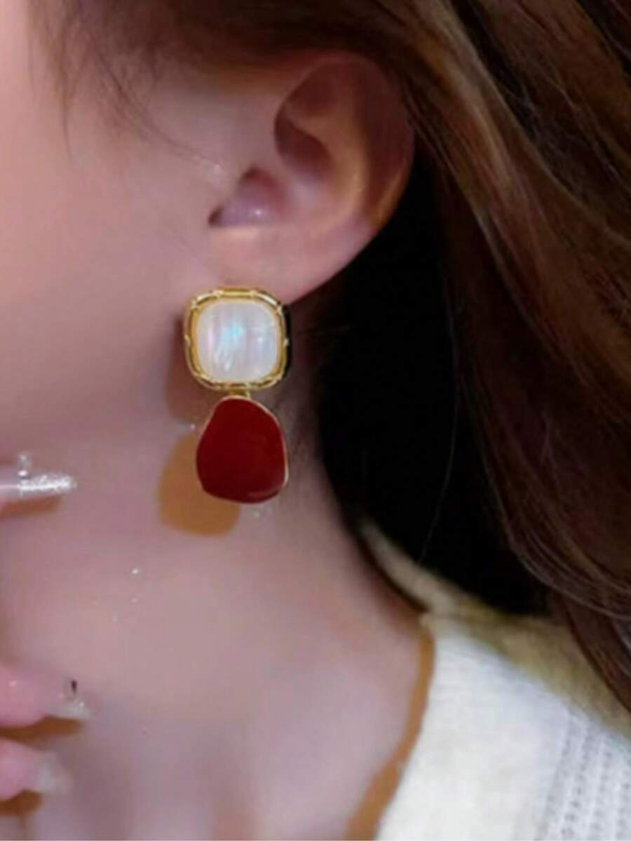 1 Pair Retro Hong Kong Style Elegant High-End Daily Commute Earrings - Multicolor - View 1