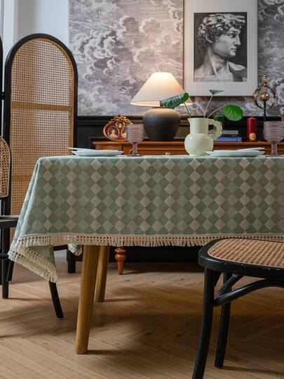 1pc Checkered Green Tablecloth, Exquisite Jacquard Craftsmanship Rectangular Tablecloth, Modern Minimalist Style Woven Edge Design, Machine Washable, Suitable For Family Gatherings, Festivals, All Seasons