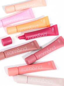Rom&nd Romand Matte Lipstick 07 Teddy Beige, Lightweight Mousse Texture, Gradient Iridescent, Non-Sticky Mirror Design, Warm Tone Brightens Complexion, 12-Hour Wear, Easy To Layer, Infused With Hyaluronic Acid For Soft Focus Care, Portable Romantic Lipstick, Creates Instant Radiance For Office, Easy To Photograph, Korean Makeup, 8g/0.28oz - 07 TEDDY BEIGE - 查看 11