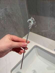 1个女士月光石星星发夹，现代中国风月亮发簪，高端发髻配饰。适合日常佩戴，也适合秋冬季雪花主题发型。它还可以用作发髻固定器和发饰，是斋月、情人节和婚礼装饰的理想之选。 - 彩色 - 查看 9